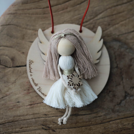 Medailonek s andělkou macrame a vlastní fotografií