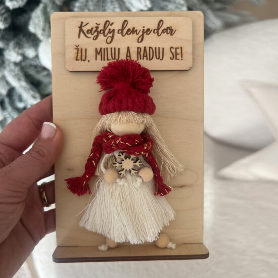 Dřevěná macrame dekorace s citátem a fotografií